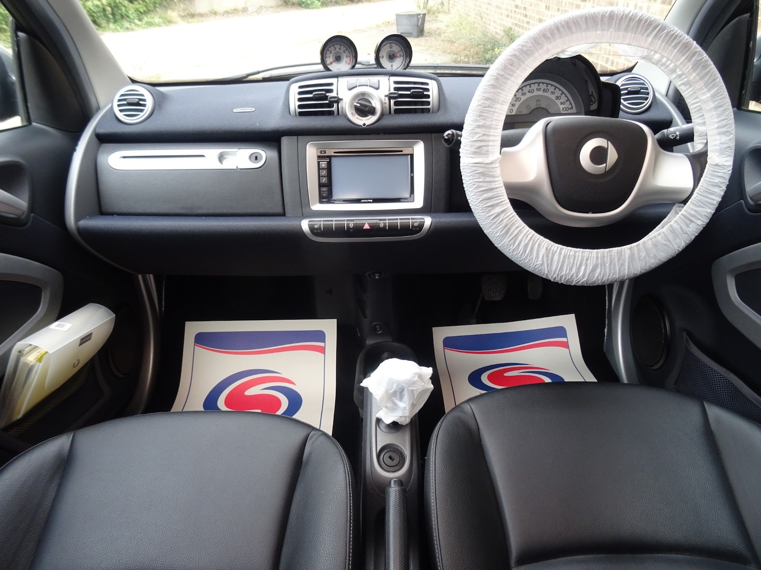 Used smart fortwo 2014 for sale - 76090718: Photo 2