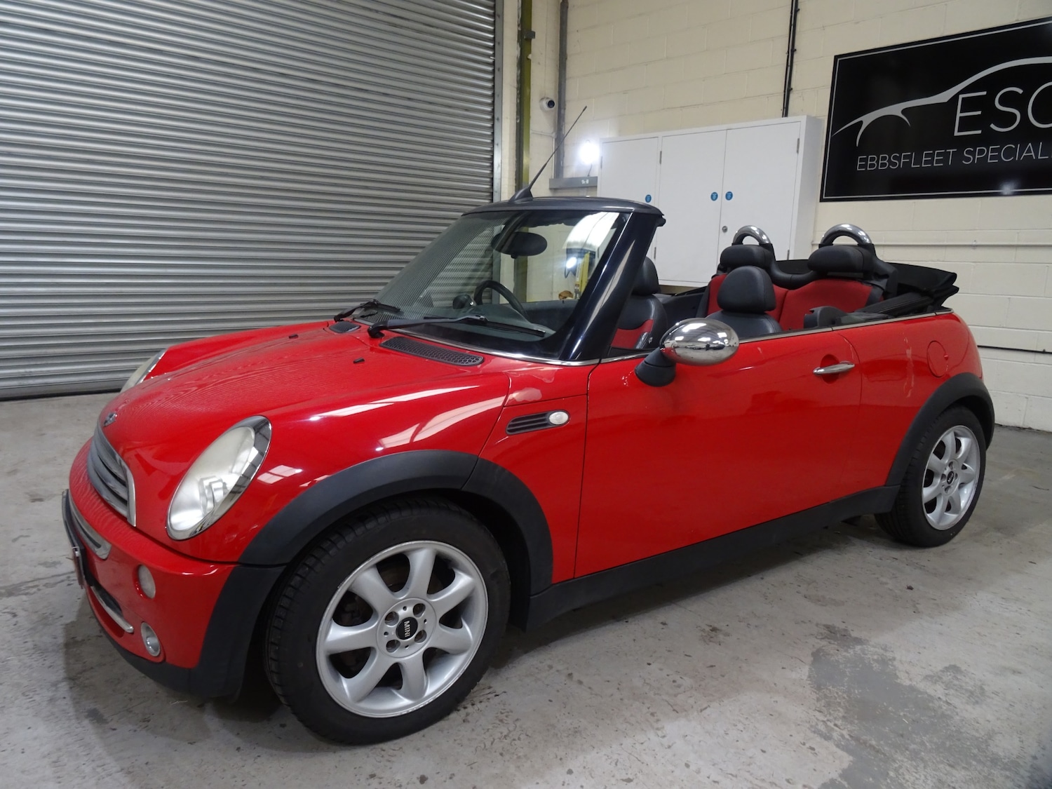 Used MINI Convertible 2008 for sale - 77554953: Photo 10