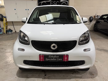 Used smart fortwo 2018 for sale - 79030775: Photo