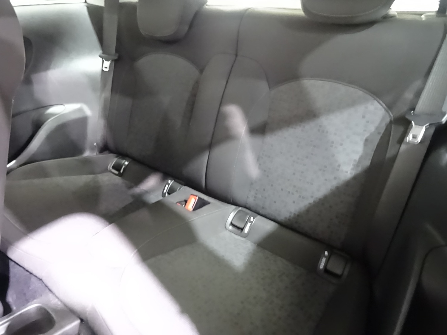 Used Vauxhall ADAM 2014 for sale - 77160045: Photo 3