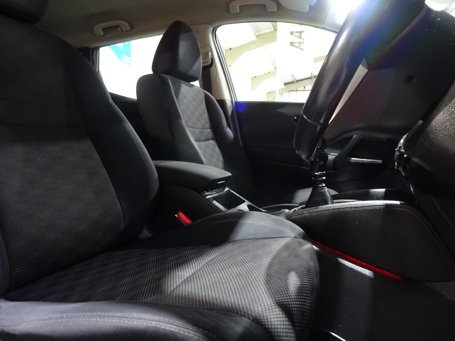 Used Nissan Qashqai 2014 for sale - 76948604: Photo 6