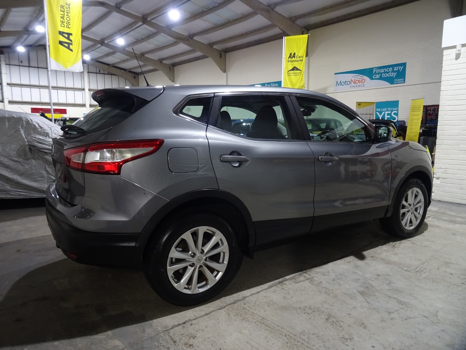 Used Nissan Qashqai 2014 for sale - 76948604: Photo 8