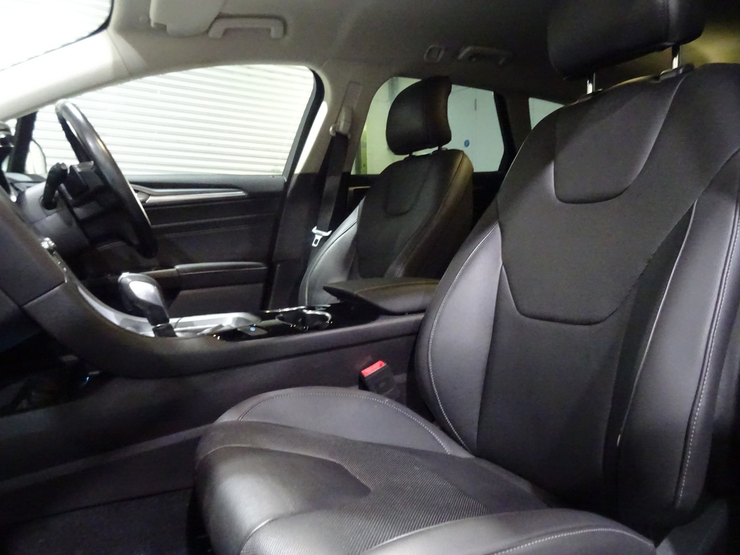 Used Ford Mondeo 2015 for sale - 77033125: Photo 3