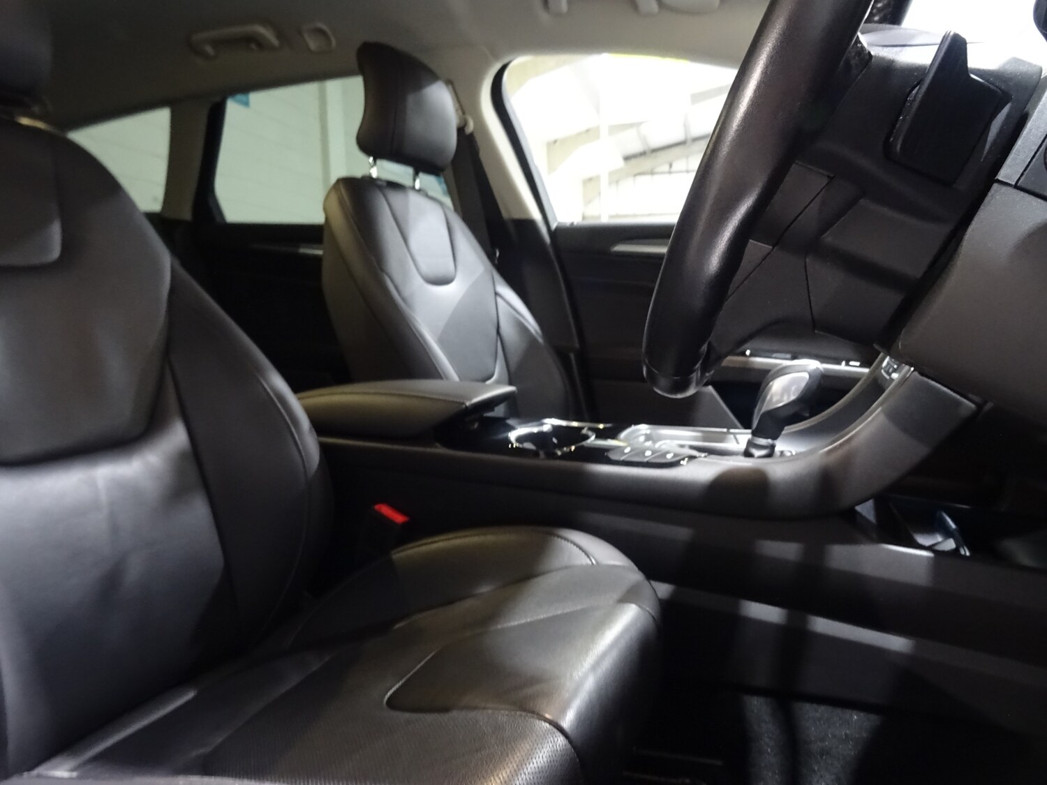 Used Ford Mondeo 2015 for sale - 77033125: Photo 6