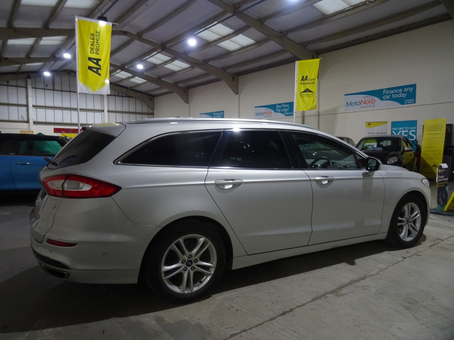 Used Ford Mondeo 2015 for sale - 77033125: Photo 8