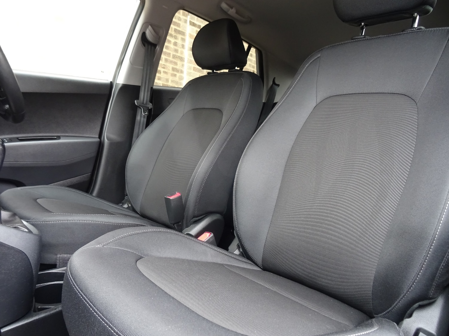 Used Hyundai i10 2020 for sale - 77630172: Photo 27