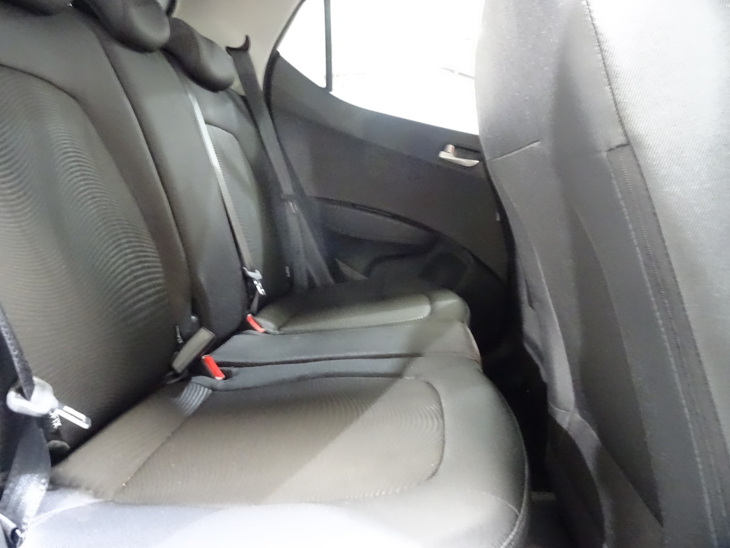 Used Hyundai i10 2020 for sale - 77630172: Photo 4