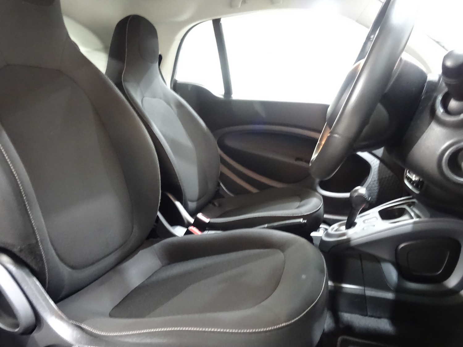 Used smart fortwo 2016 for sale - 77504147: Photo 3