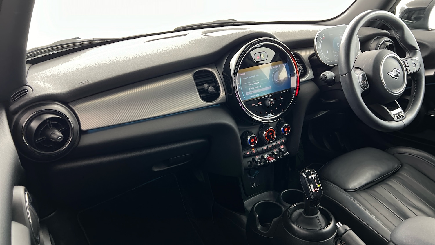 Used MINI Hatch 2023 for sale - 77069214: Photo 5