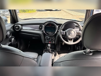 Used MINI Hatch 2022 for sale - 78671305: Photo