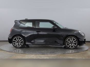 Used MINI Cooper 2024 for sale - 75396692: Photo