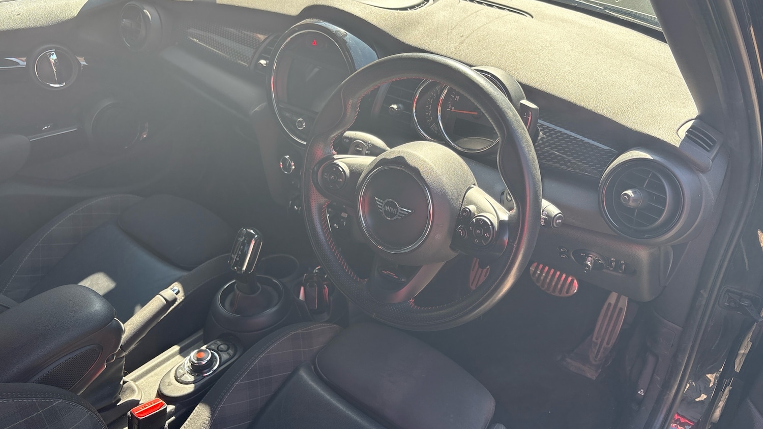 Used MINI Hatch 2019 for sale - 76570901: Photo 11