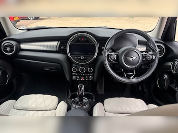Used MINI Hatch 2021 for sale - 79150077: Photo