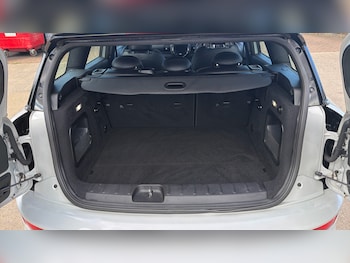 Used MINI Clubman 2018 for sale - 79623996: Photo