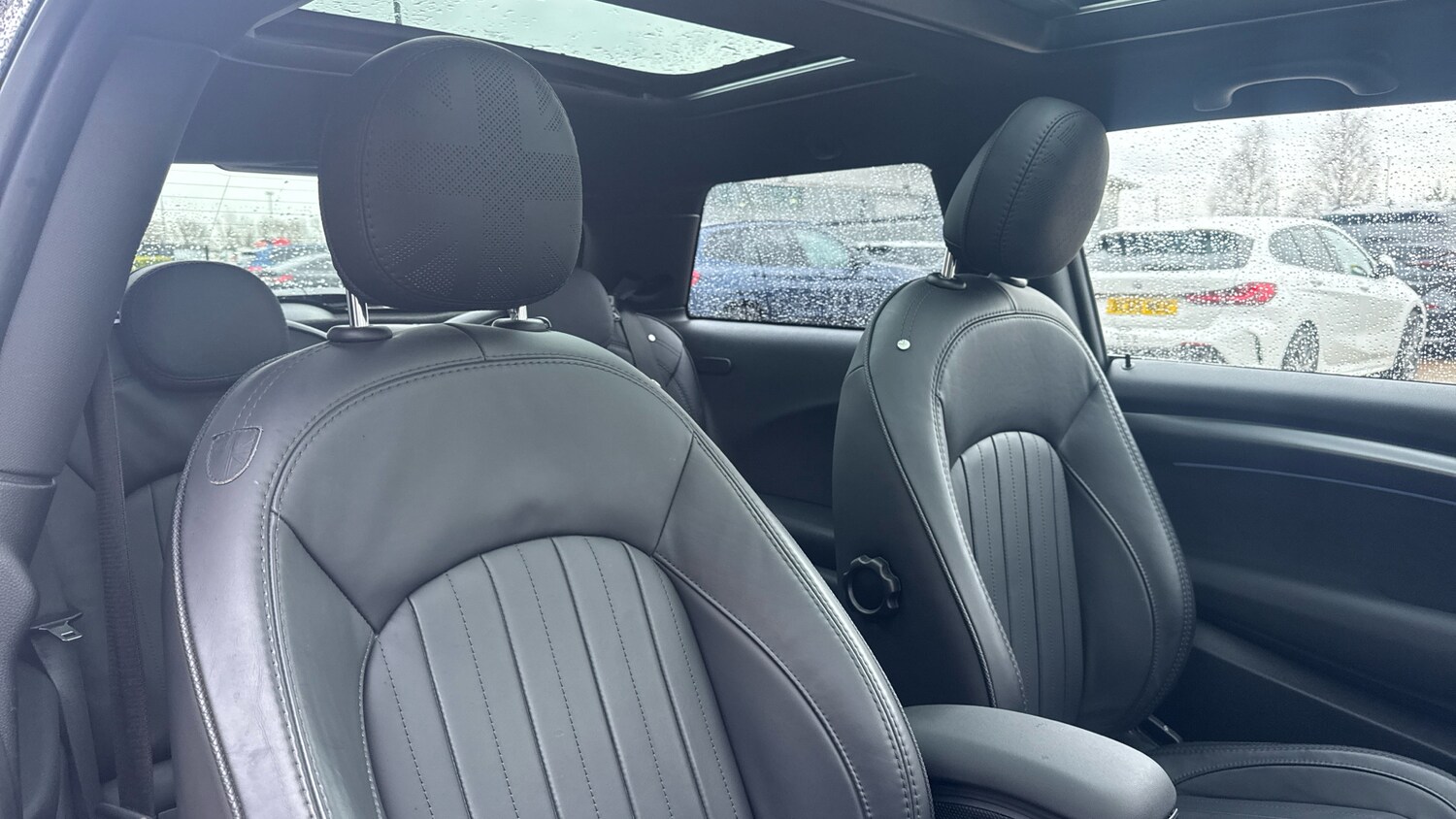 Used MINI Hatch 2022 for sale - 77492479: Photo 31