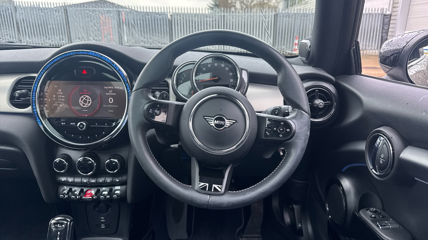 Used MINI Hatch 2022 for sale - 77492479: Photo 5