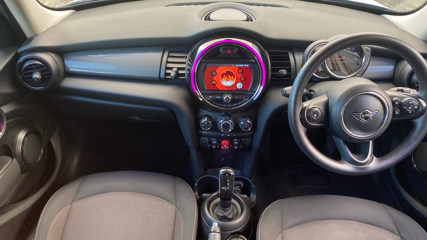 Used MINI Hatch 2019 for sale - 76795066: Photo 4