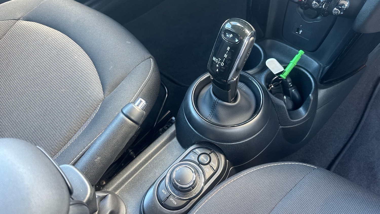 Used MINI Hatch 2024 for sale - 76547589: Photo 10