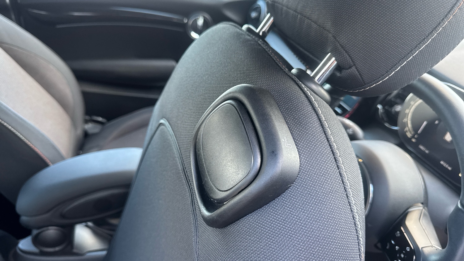 Used MINI Hatch 2024 for sale - 76547589: Photo 28