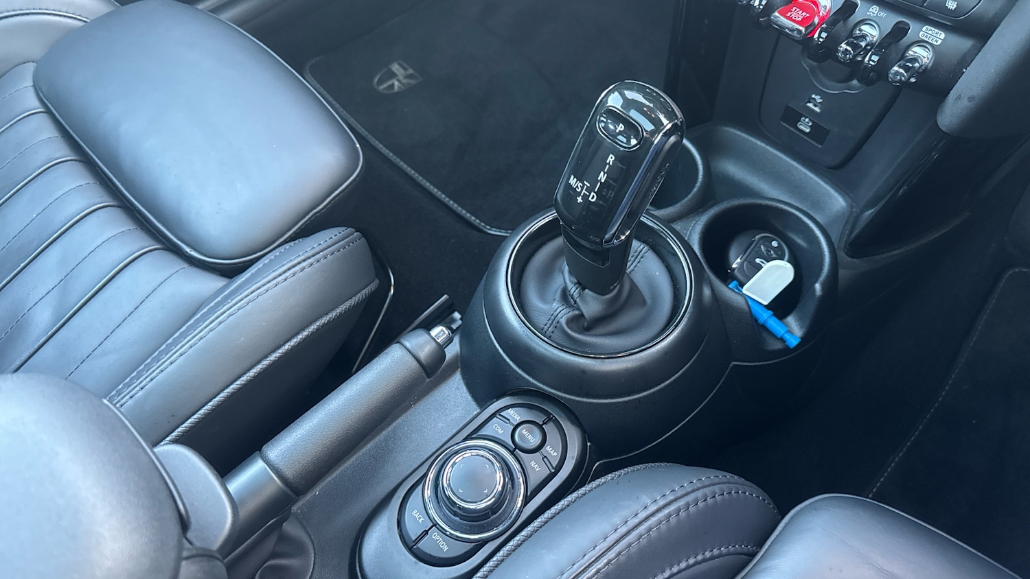 Used MINI Hatch 2024 for sale - 76877353: Photo 10