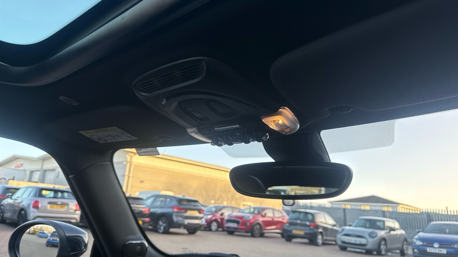 Used MINI Hatch 2024 for sale - 76877353: Photo 30