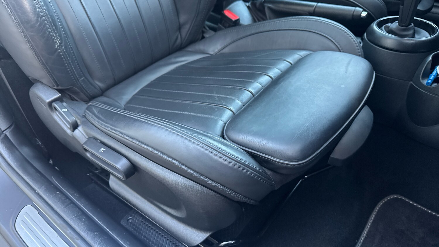 Used MINI Hatch 2024 for sale - 76877353: Photo 31