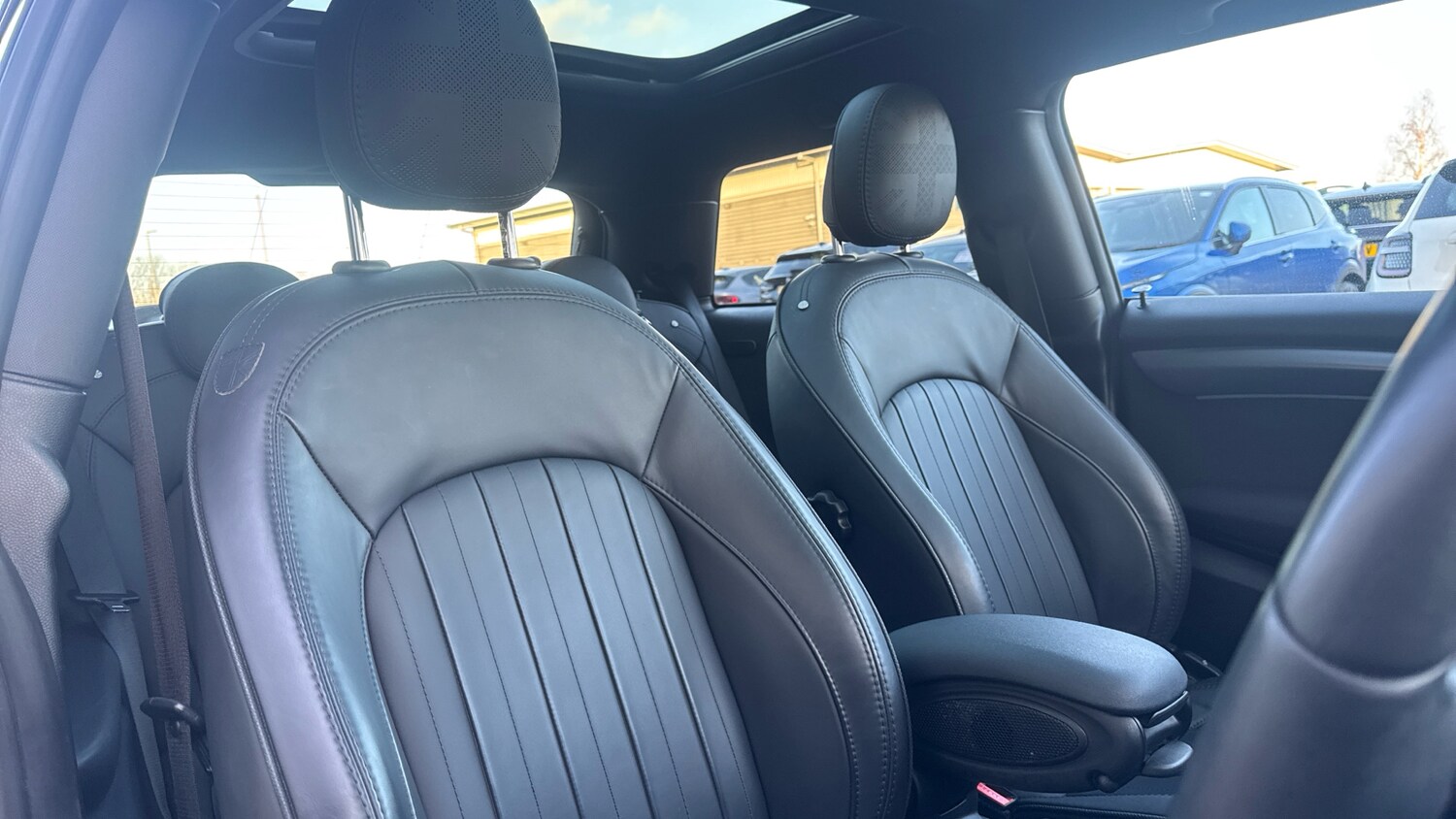 Used MINI Hatch 2024 for sale - 76877353: Photo 32