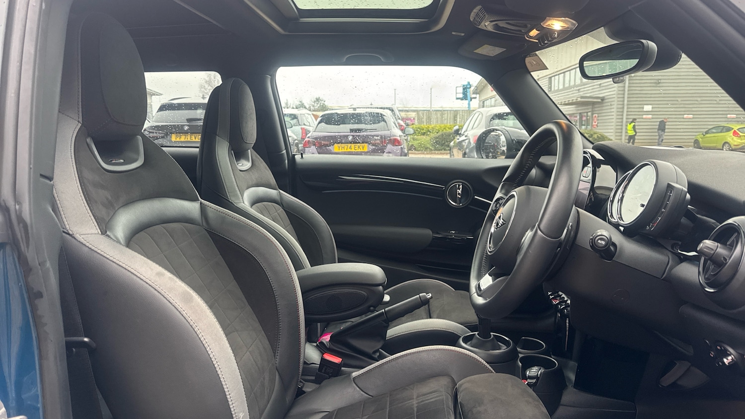 Used MINI Hatch 2023 for sale - 77431597: Photo 11