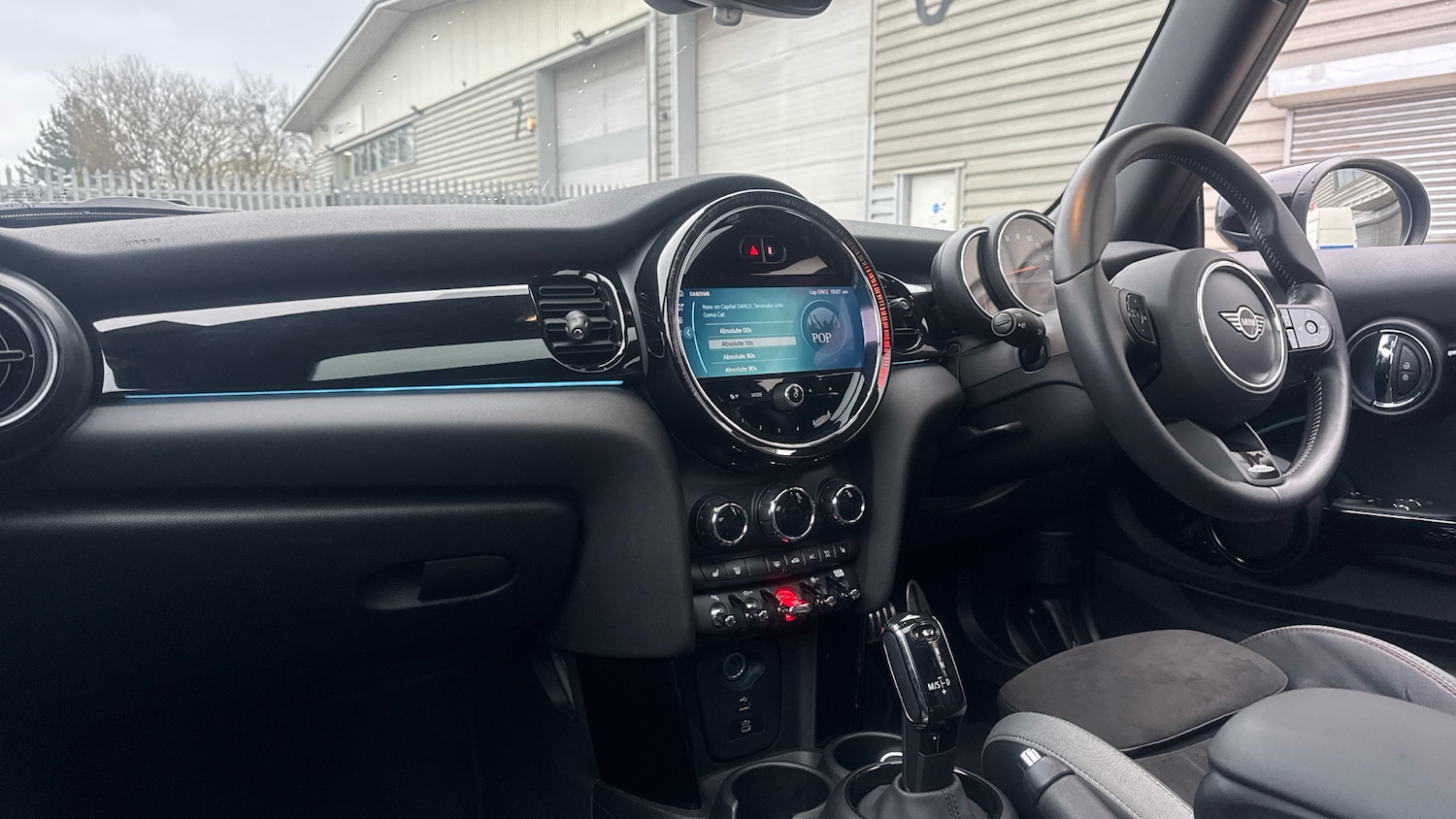 Used MINI Hatch 2023 for sale - 77431597: Photo 7