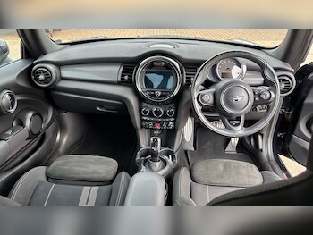 Used MINI Hatch 2019 for sale - 78566204: Photo