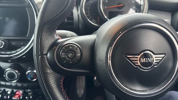 Used MINI Hatch 2019 for sale - 76274389: Photo 17