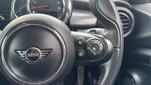 Used MINI Hatch 2019 for sale - 76274389: Photo 18
