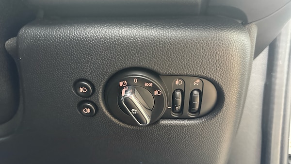 Used MINI Hatch 2019 for sale - 76274389: Photo 25