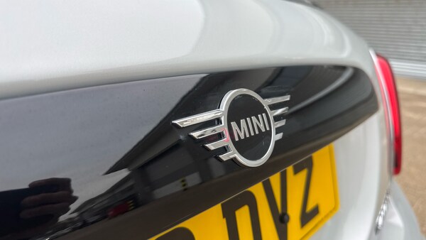 Used MINI Hatch 2019 for sale - 76274389: Photo 34