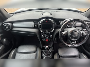 Used MINI Hatch 2019 for sale - 76274389: Photo 4
