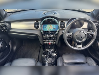 Used MINI Hatch 2023 for sale - 78176368: Photo