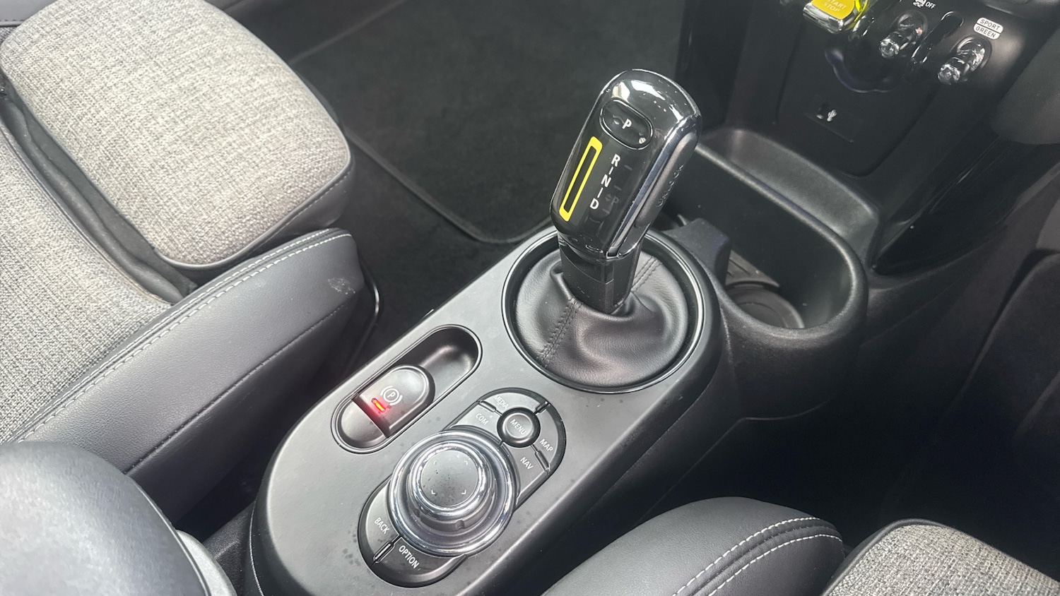 Used MINI Hatch 2022 for sale - 77147890: Photo 10