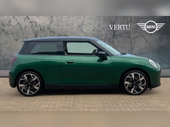Used MINI Cooper 2024 for sale - 75870017: Photo