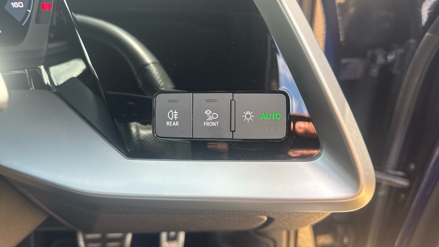 Vehicle 28