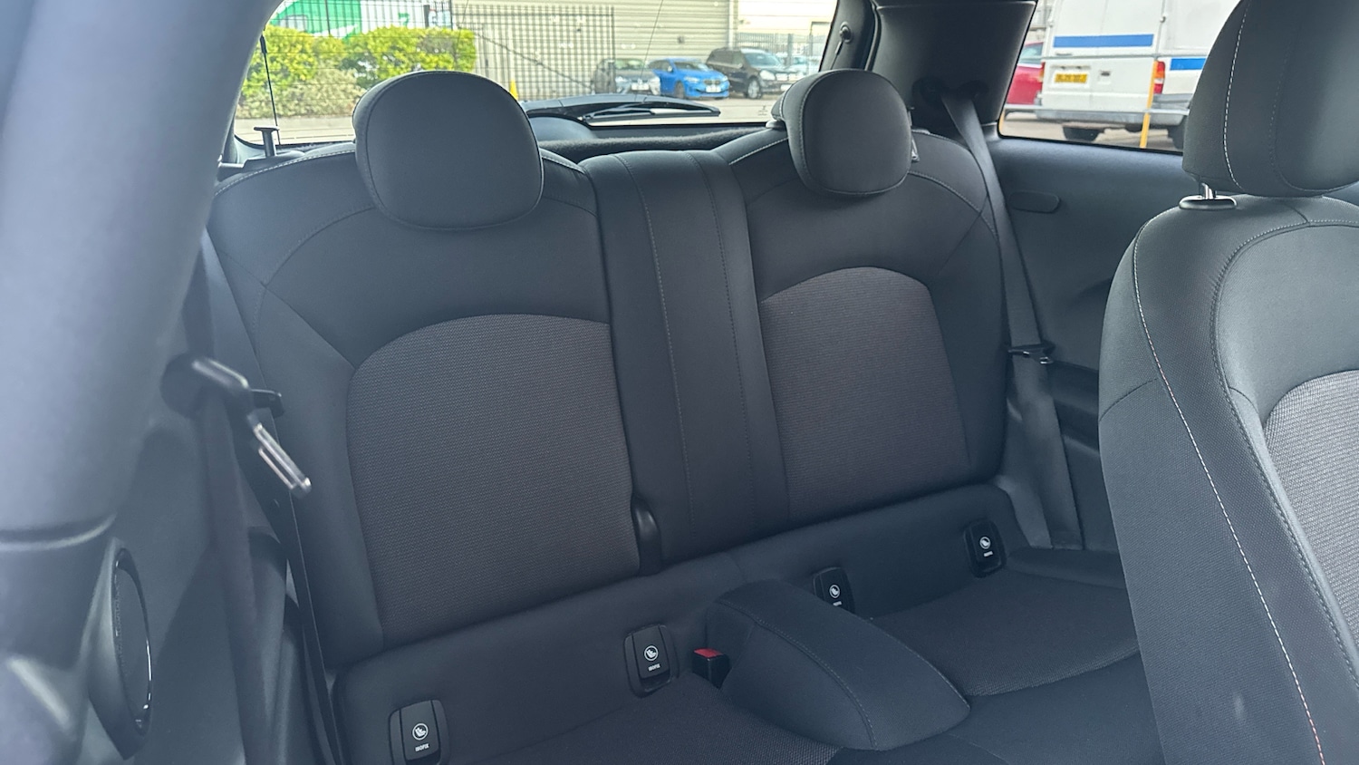 Used MINI Hatch 2018 for sale - 77033359: Photo 12