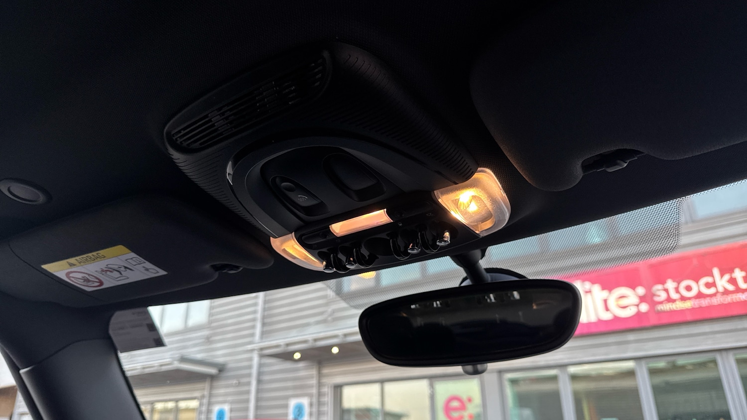 Used MINI Hatch 2018 for sale - 77033359: Photo 27