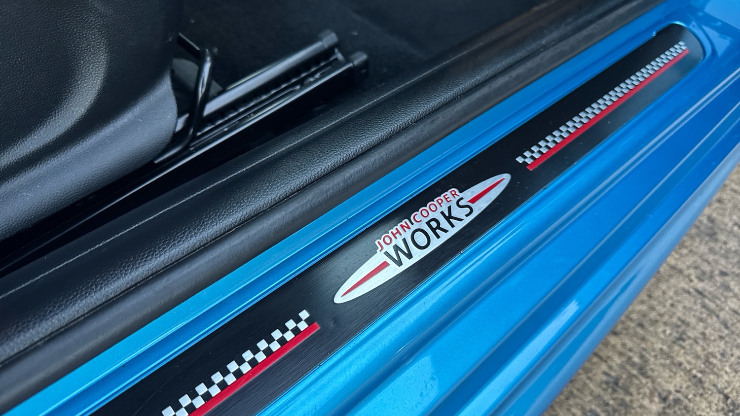 Used MINI Hatch 2018 for sale - 77033359: Photo 30