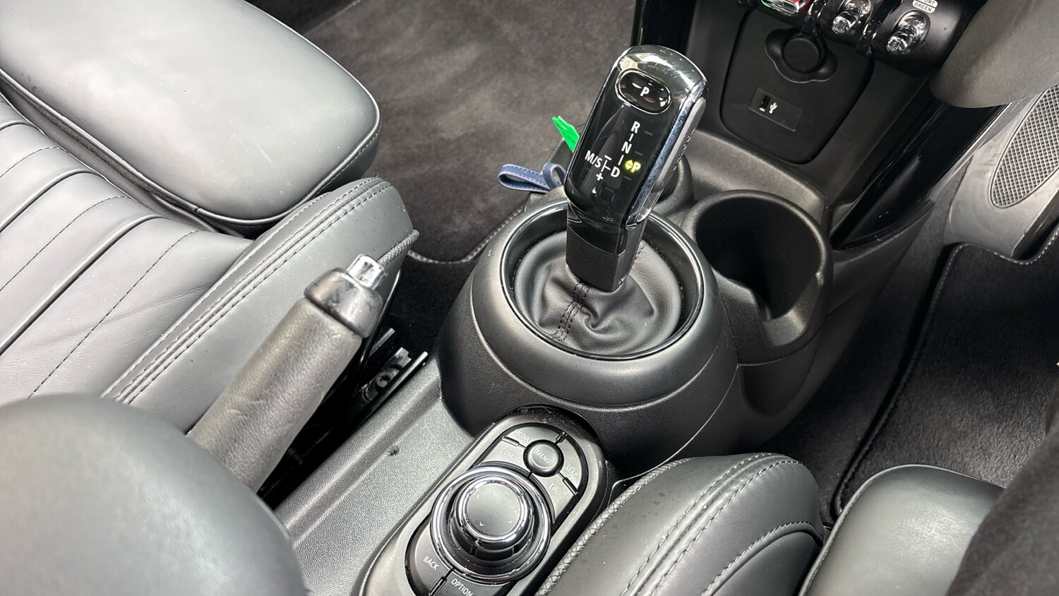 Used MINI Hatch 2022 for sale - 76242782: Photo 10