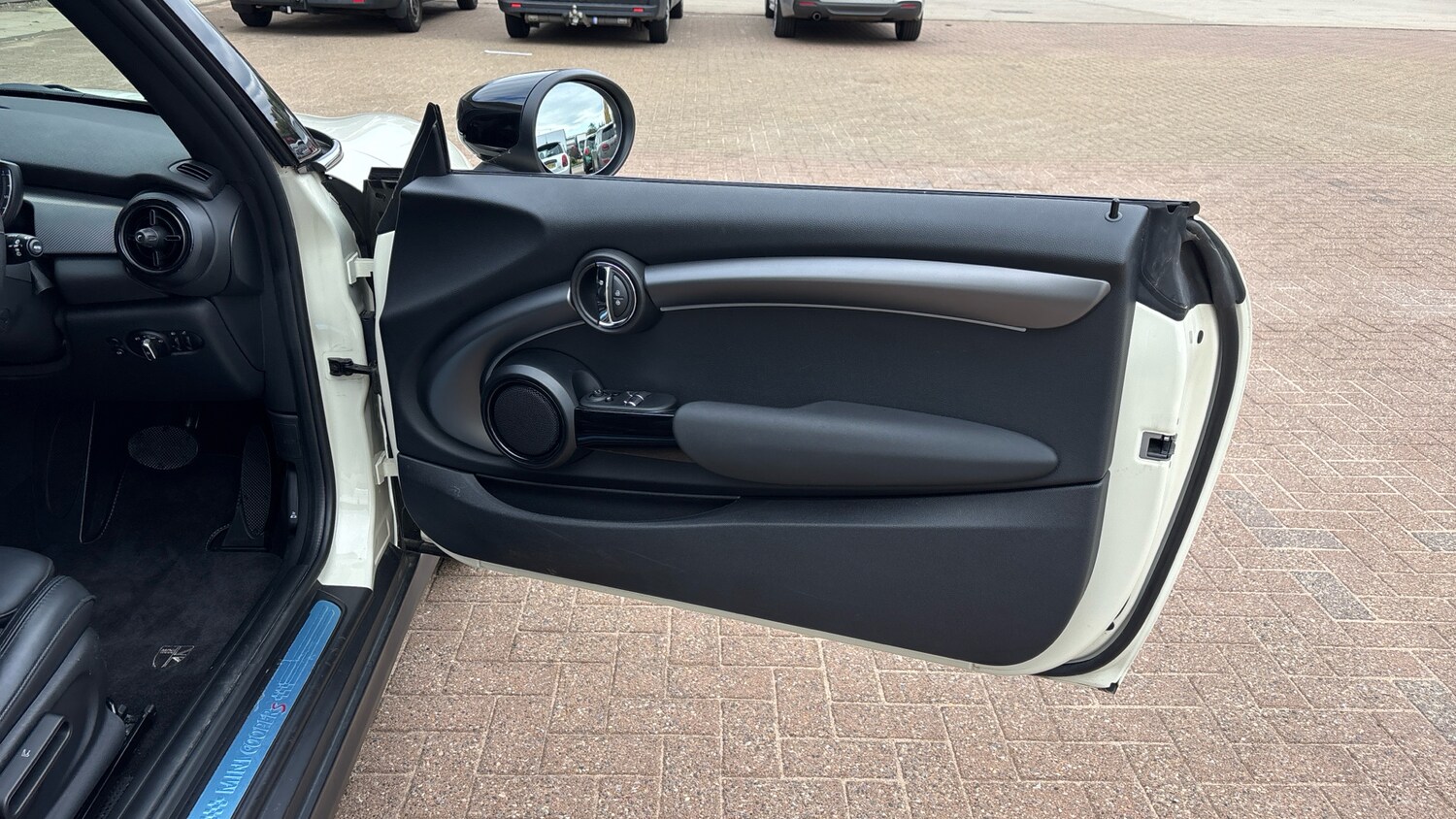 Used MINI Hatch 2022 for sale - 76242782: Photo 49