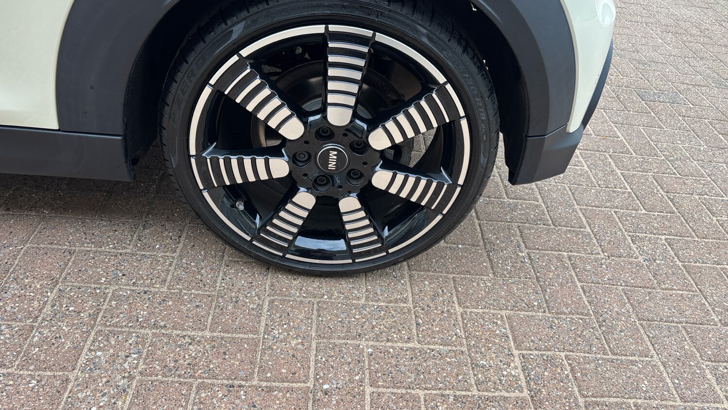 Used MINI Hatch 2022 for sale - 76242782: Photo 68