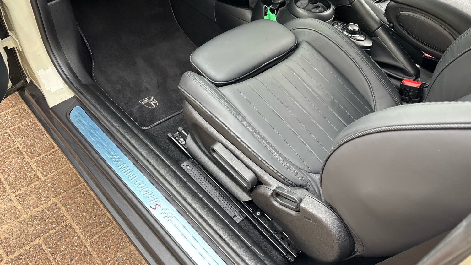 Used MINI Hatch 2022 for sale - 76242782: Photo 71