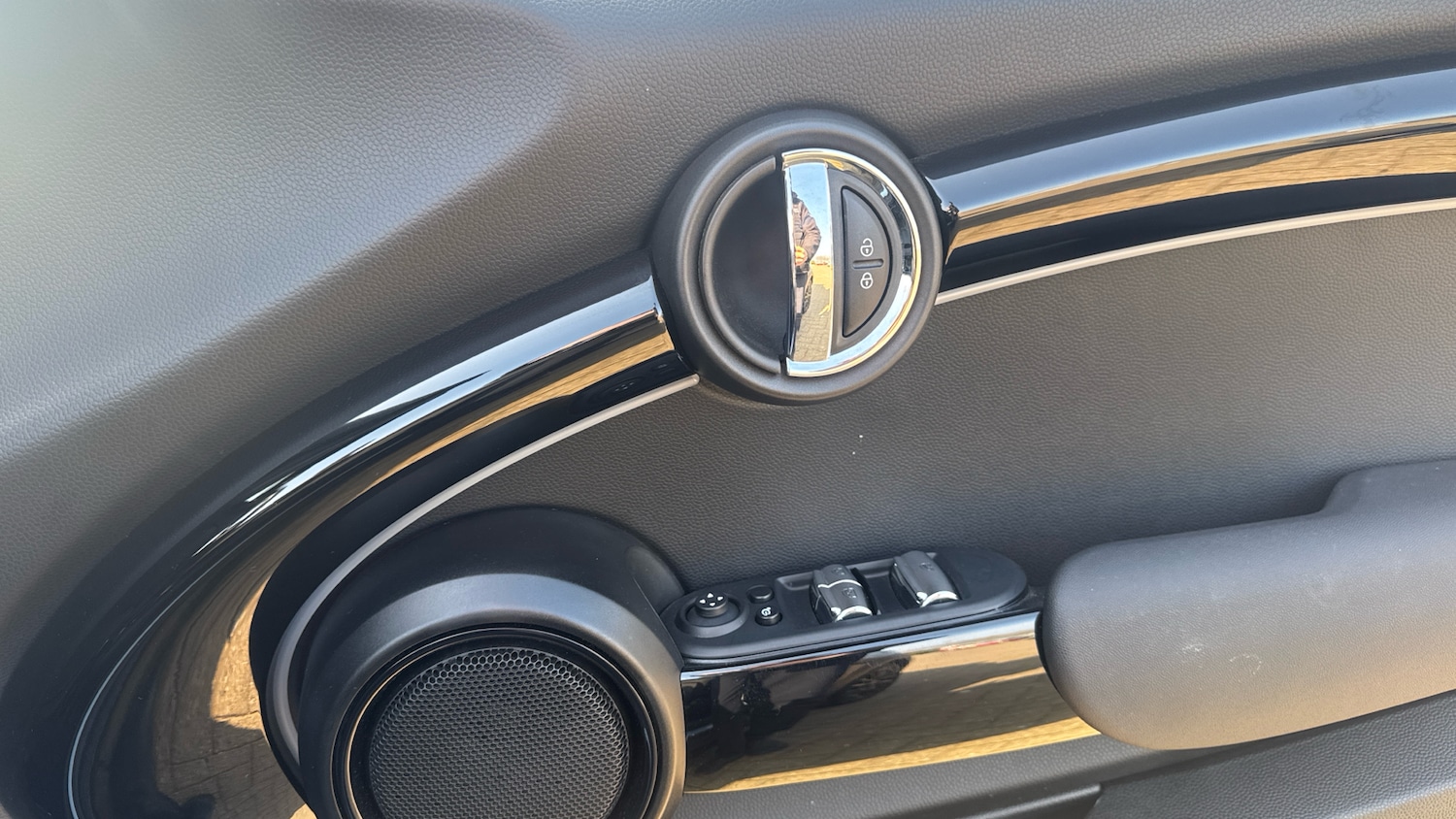 Used MINI Convertible 2023 for sale - 77774394: Photo 20