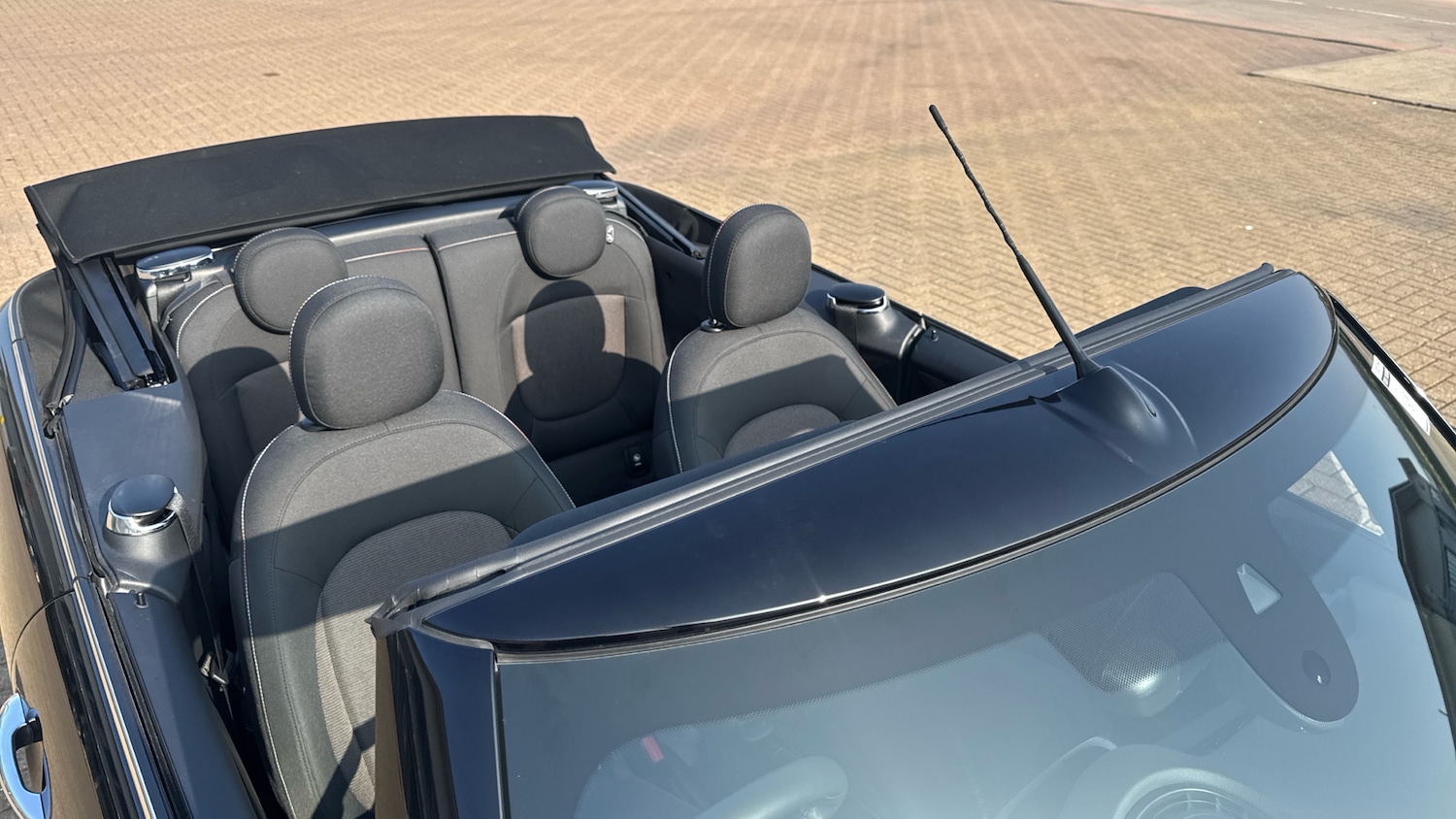 Used MINI Convertible 2023 for sale - 77774394: Photo 21