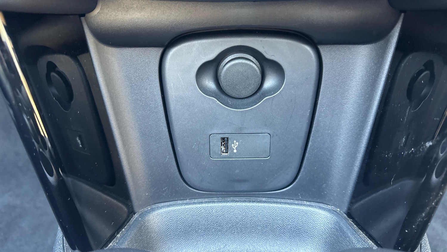 Used MINI Convertible 2023 for sale - 77774394: Photo 29