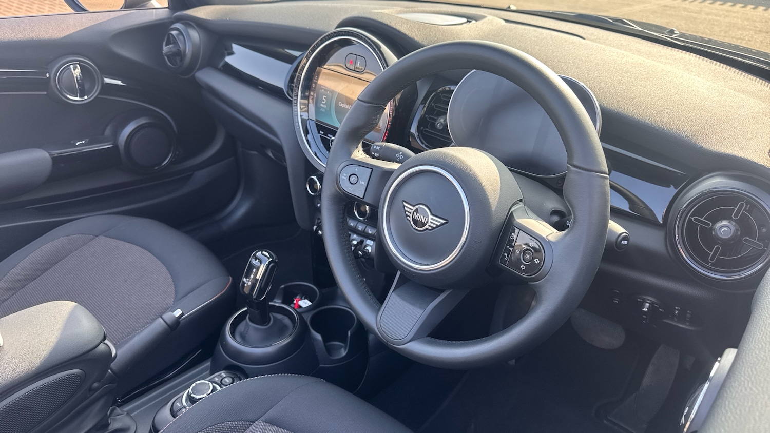 Used MINI Convertible 2023 for sale - 77774394: Photo 6